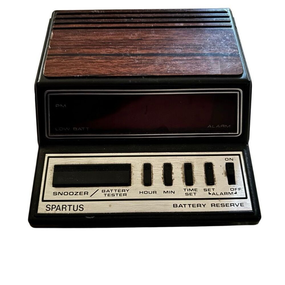 Spartus Model 1104 Vintage Digital Alarm Clock-Works